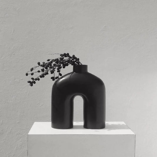 Black Ozo Vase